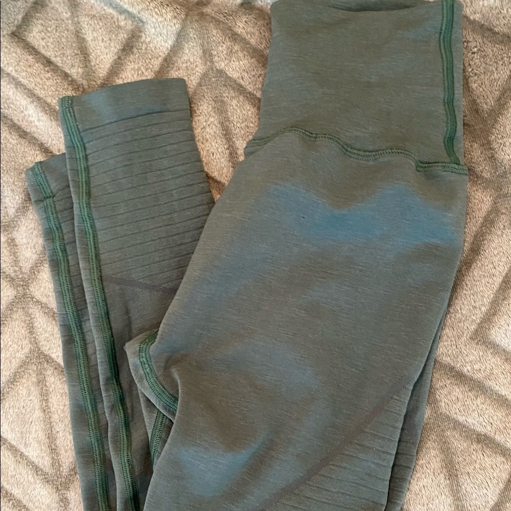 Alphalete revival leggings size S